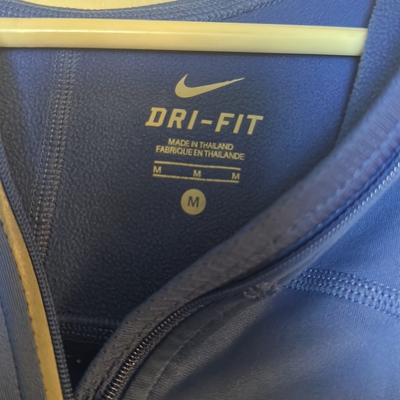 Nike Dri-Fit Pull Over Hoodie - Picture 4 of 4